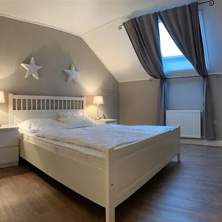 Nyaraló Juli-huus *